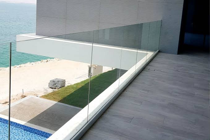 Glass Railing for Balcony in Dubai