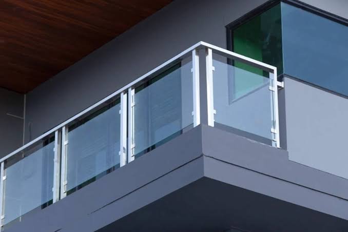 Glass Railing for Balcony in Dubai